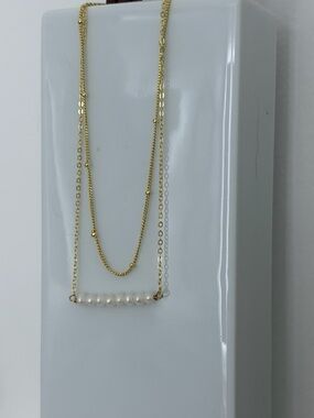 18ct new gold plated ankle bracelet with pearls in a box.